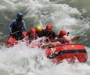whitewater-rafting-nile-uganda